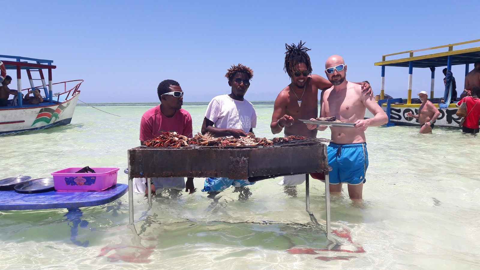 Seafood barbecue on the Sardegna 2 sandbank
